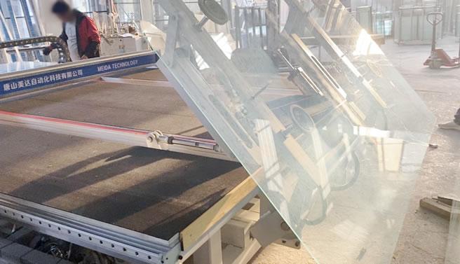 玻璃切割機現場